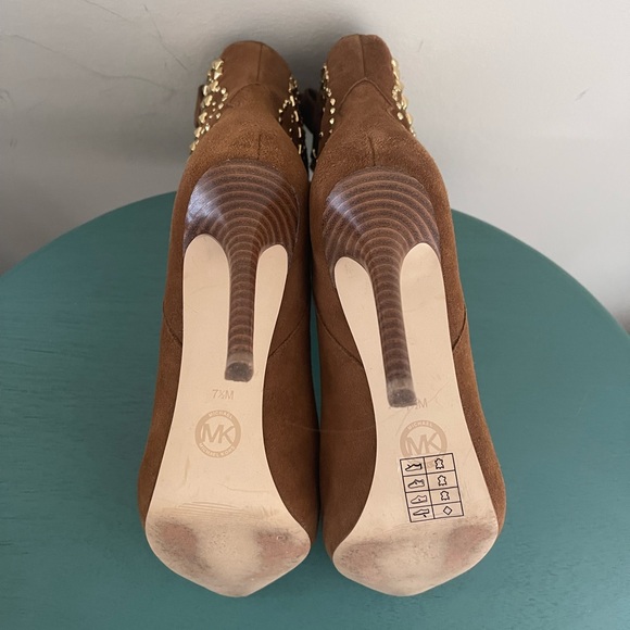 Used Michael Kors leather(suede) high heels brown boots,size 7,5 - Picture 9 of 9